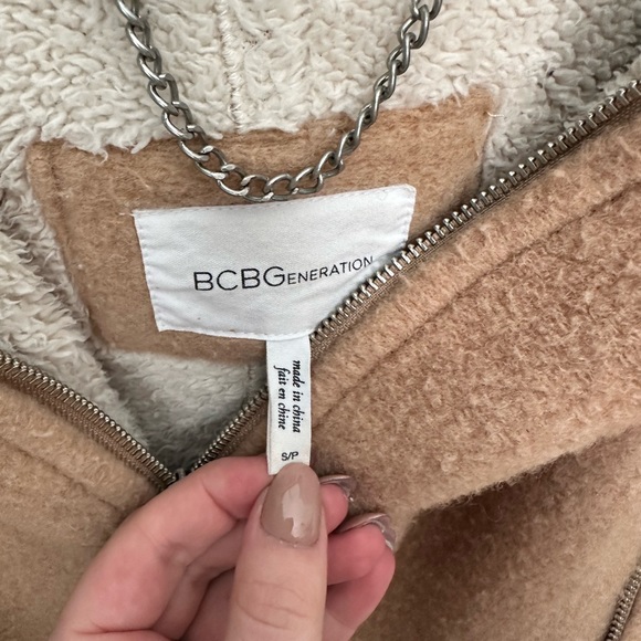 BCBG GENERATION Jacket - Picture 2 of 3